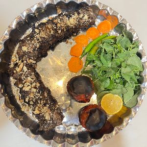 220گرم سینه مرغ،گردو،رب انار،سس مخصوص